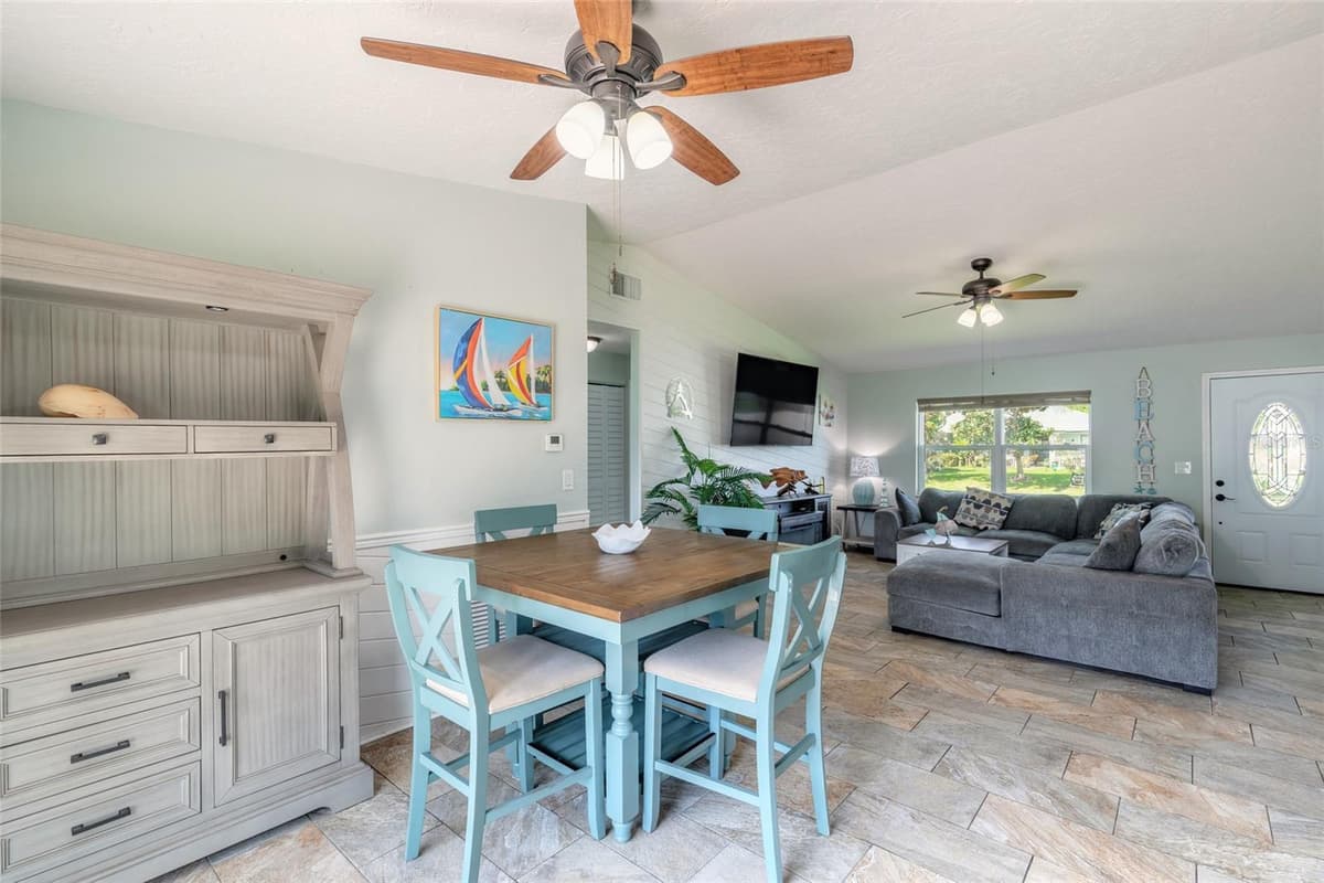 3213 VISTA PALM DRIVE — photo 15 of 34