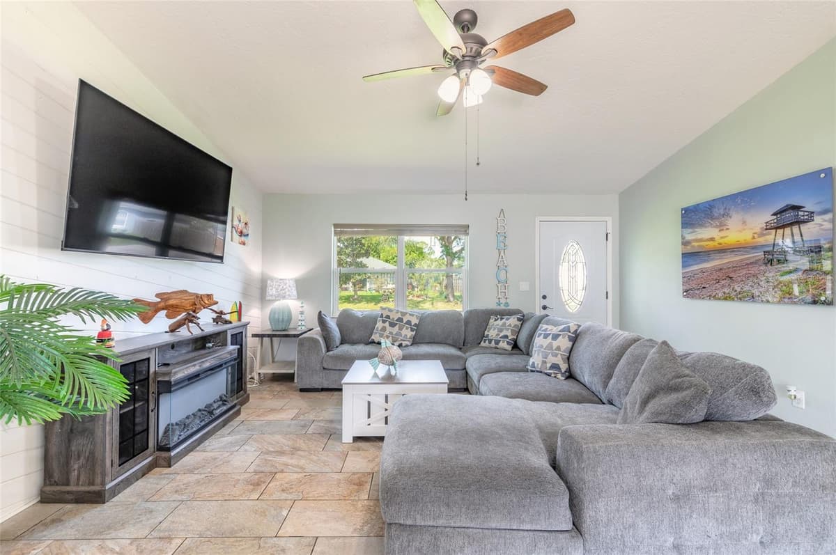 3213 VISTA PALM DRIVE — photo 6 of 34