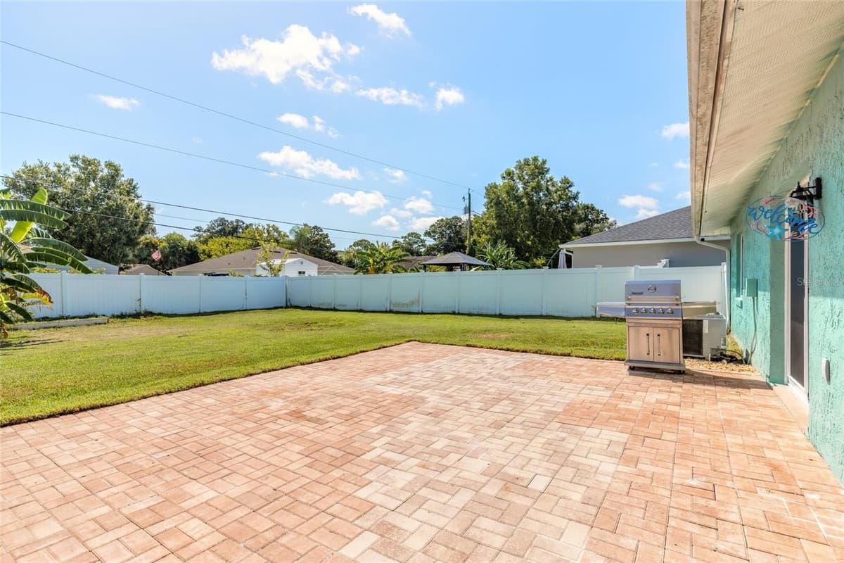 3213 VISTA PALM DRIVE — photo 5 of 34