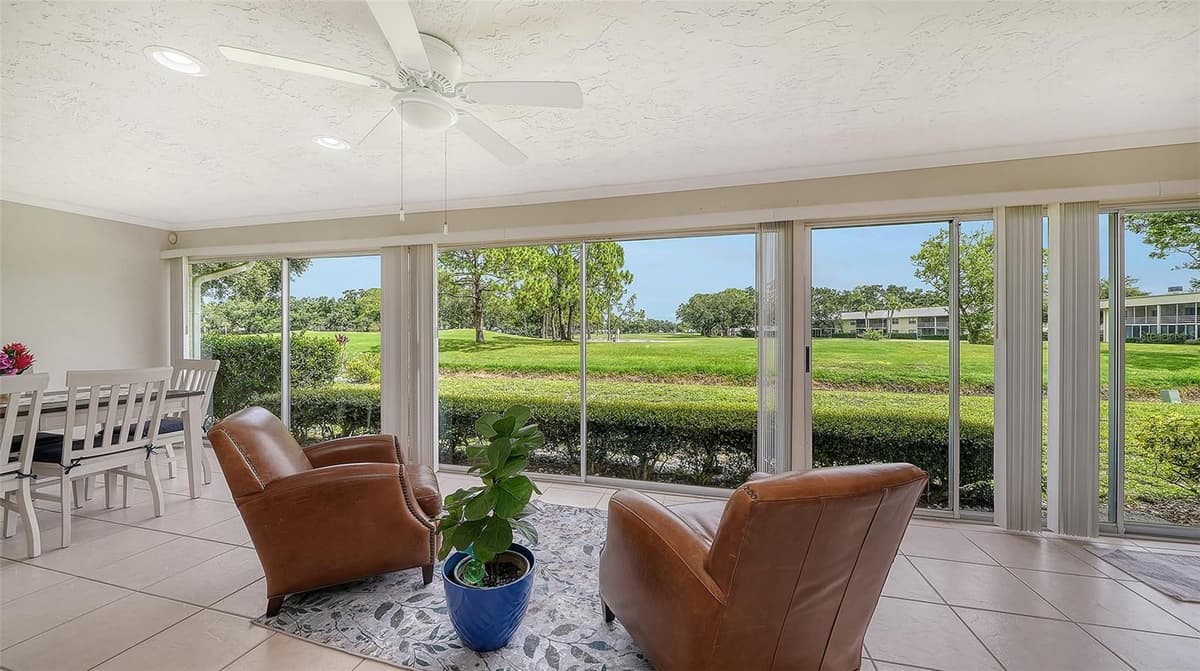 5621 PALM AIRE DRIVE — photo 12 of 47