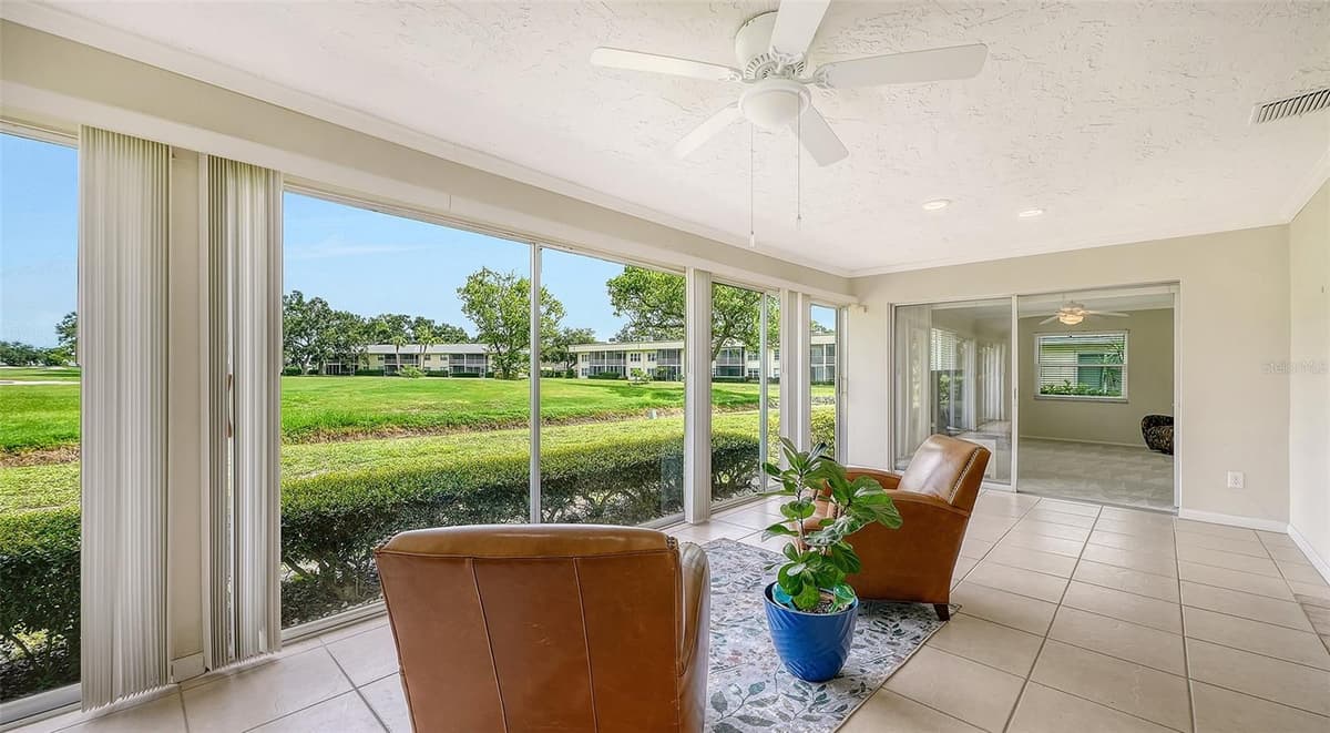 5621 PALM AIRE DRIVE — photo 17 of 47