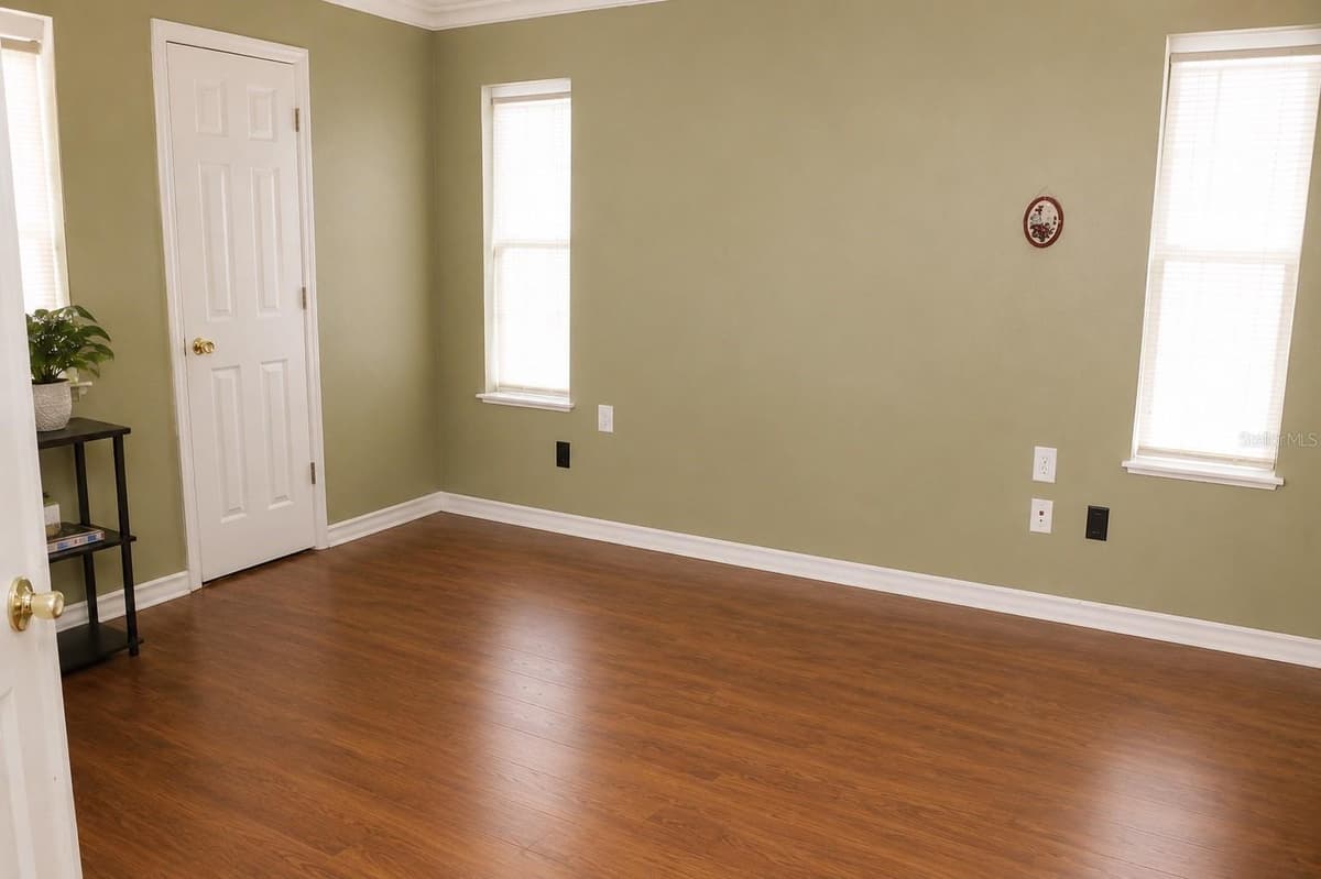 655 PINECREST DRIVE — photo 9 of 14