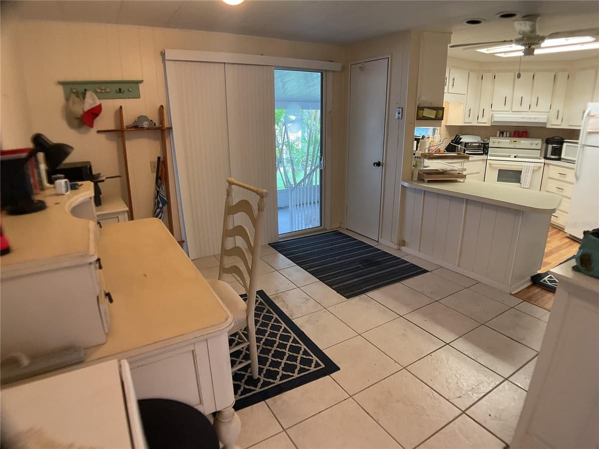 2100 KINGS HIGHWAY — photo 4 of 46