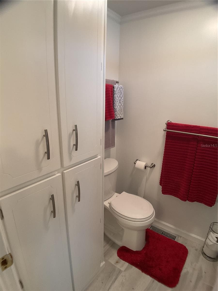 2100 KINGS HIGHWAY — photo 19 of 46