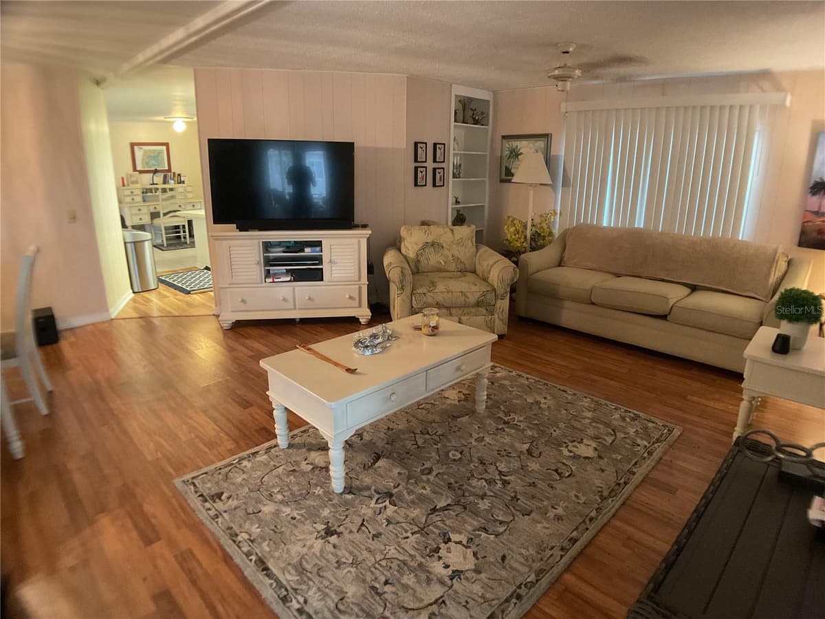 2100 KINGS HIGHWAY — photo 11 of 46