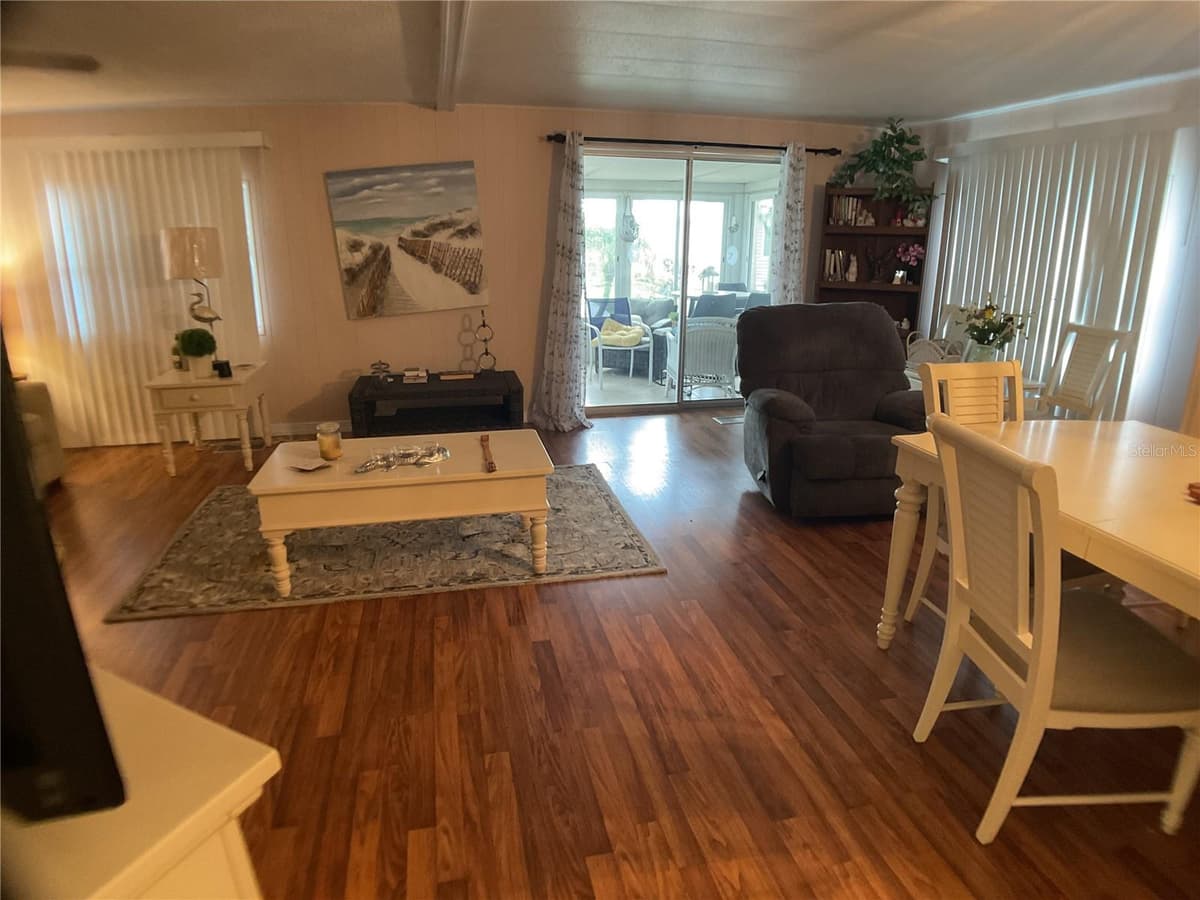2100 KINGS HIGHWAY — photo 9 of 46