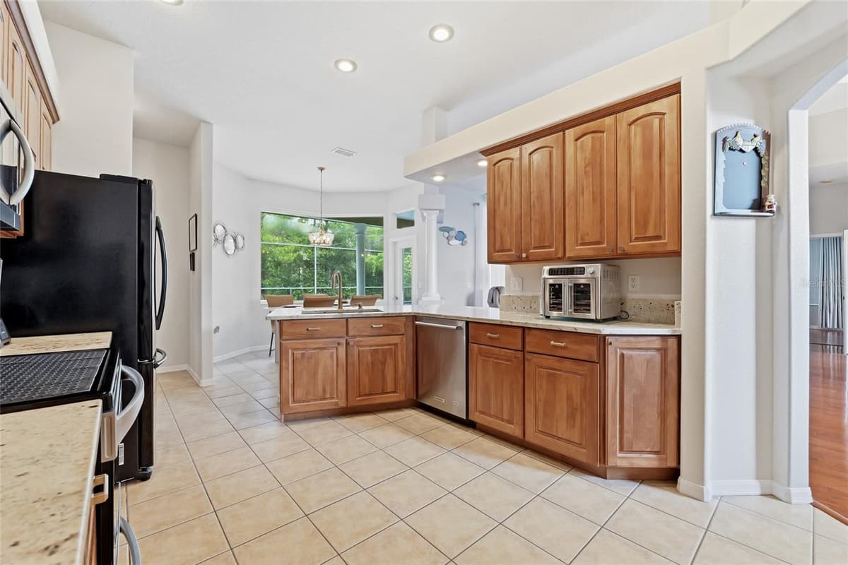 3410 IRONDALE AVENUE — photo 34 of 61