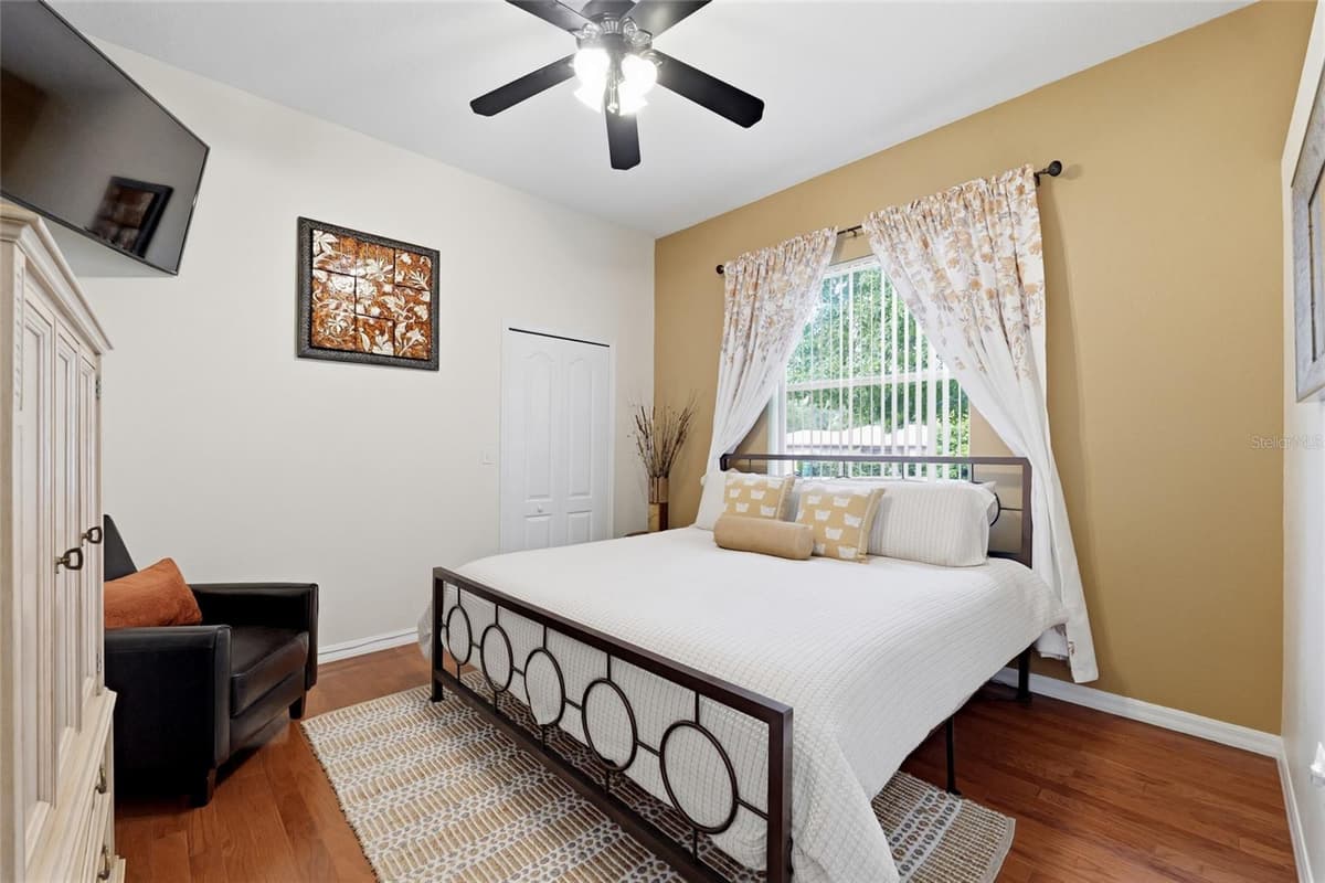 3410 IRONDALE AVENUE — photo 13 of 61