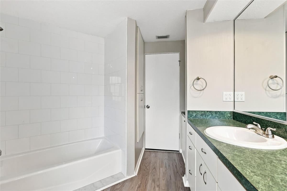 131 DEGAS DRIVE — photo 26 of 42
