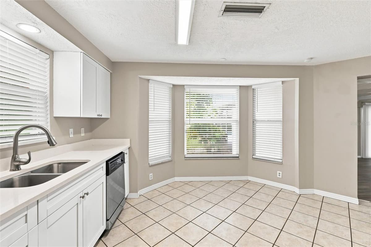 131 DEGAS DRIVE — photo 14 of 42