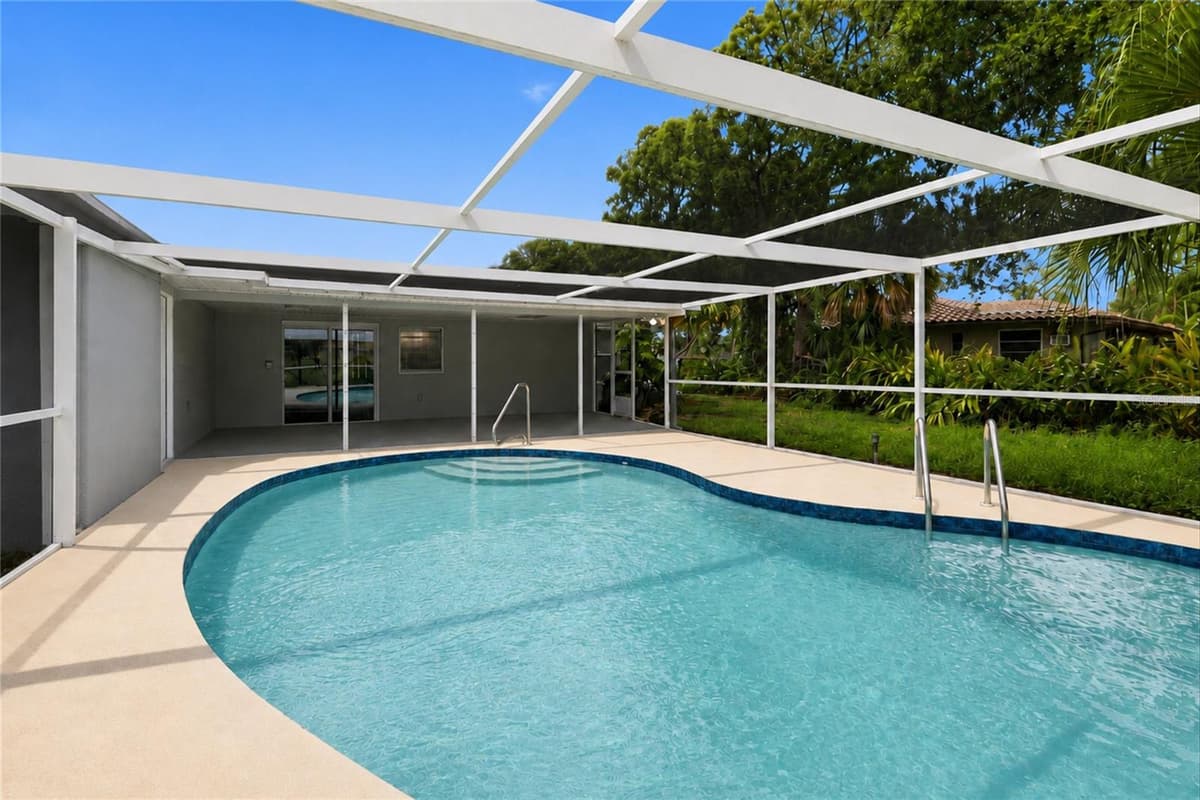 131 DEGAS DRIVE — photo 39 of 42