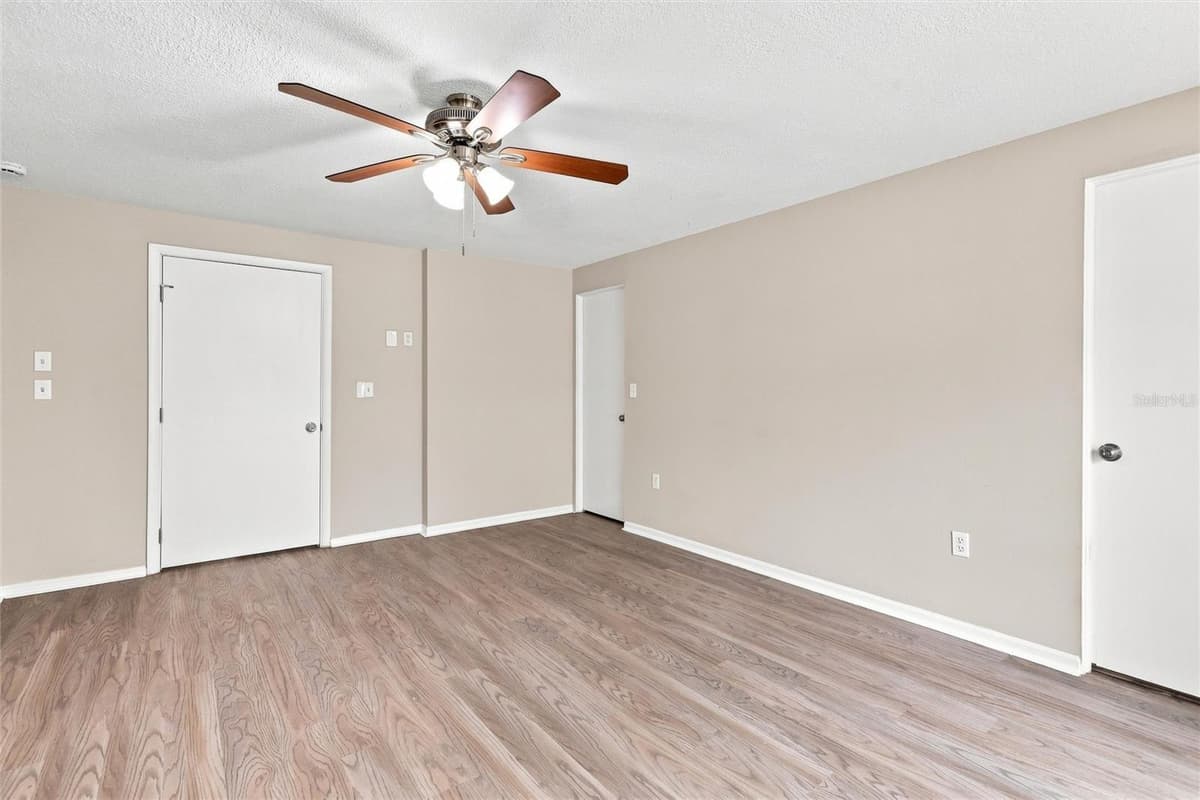131 DEGAS DRIVE — photo 18 of 42