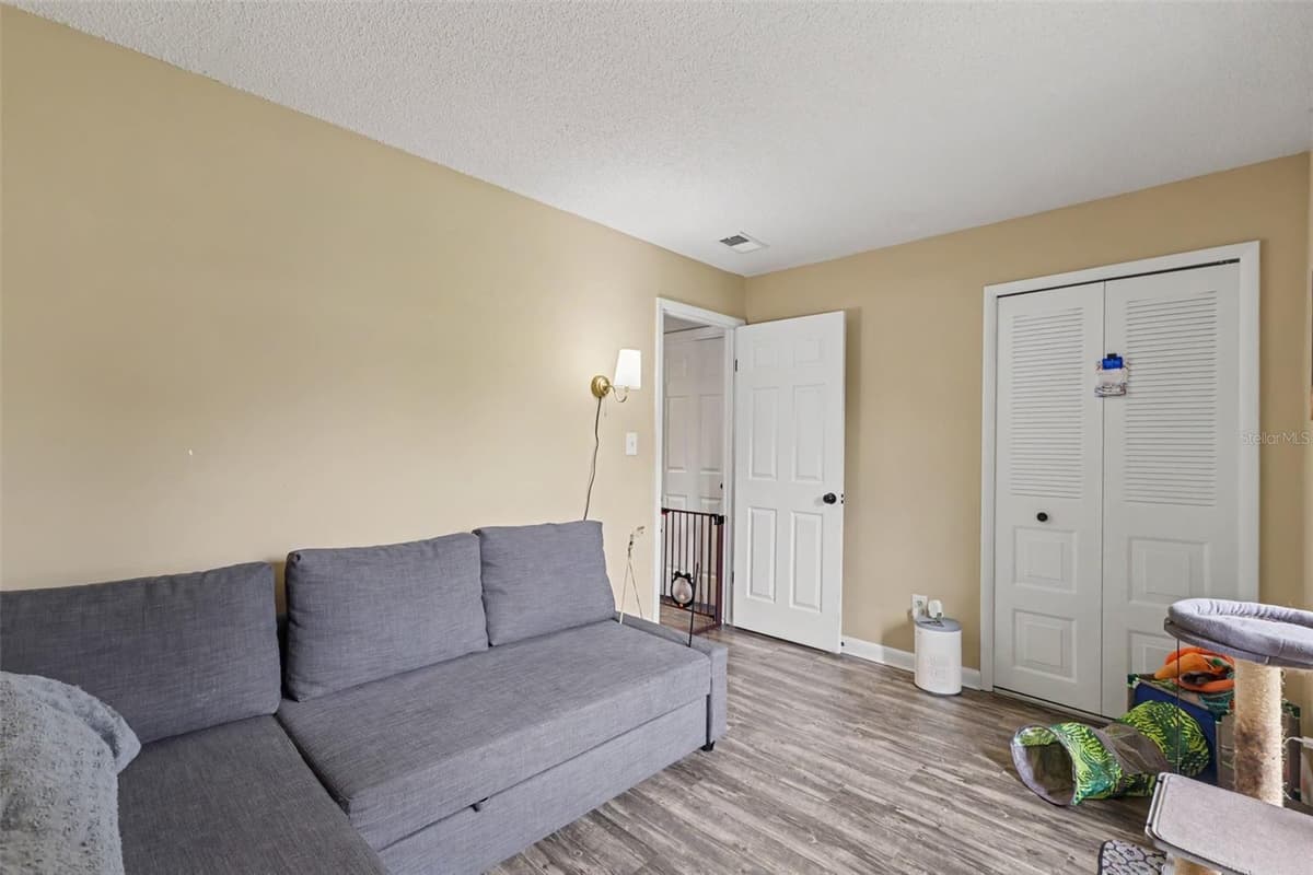 819 CROSSWINDS DRIVE — photo 21 of 32