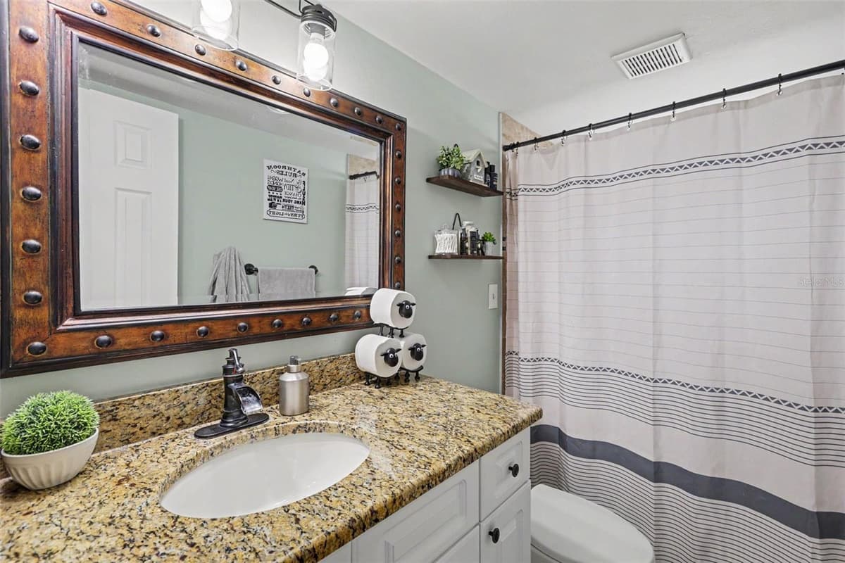 819 CROSSWINDS DRIVE — photo 14 of 32
