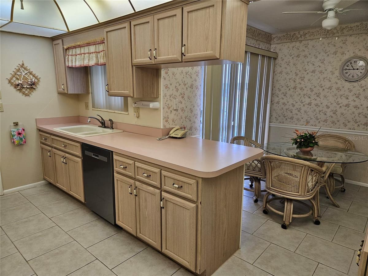 1505 PEBBLE BEACH BOULEVARD — photo 15 of 34