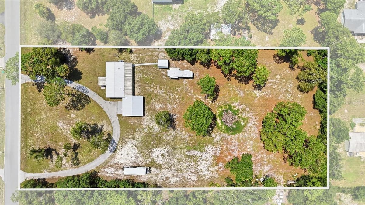 7230 SONATA AVENUE — photo 3 of 46