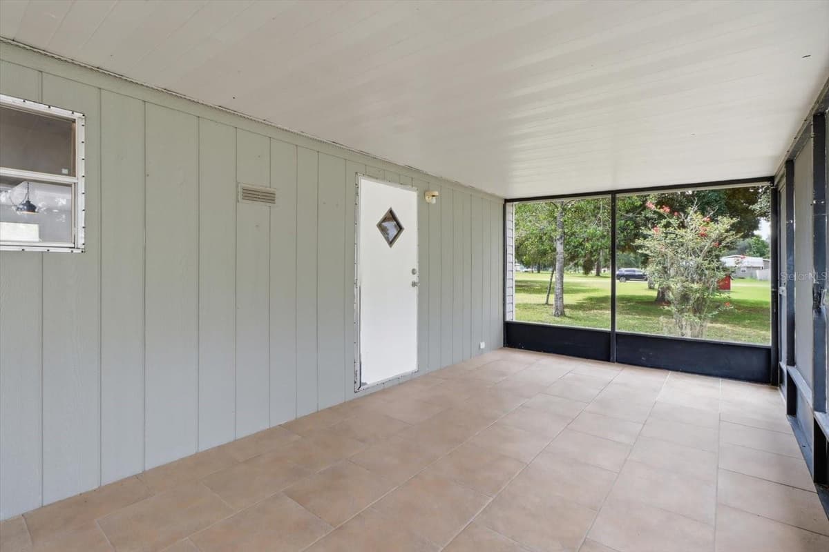 7230 SONATA AVENUE — photo 30 of 46