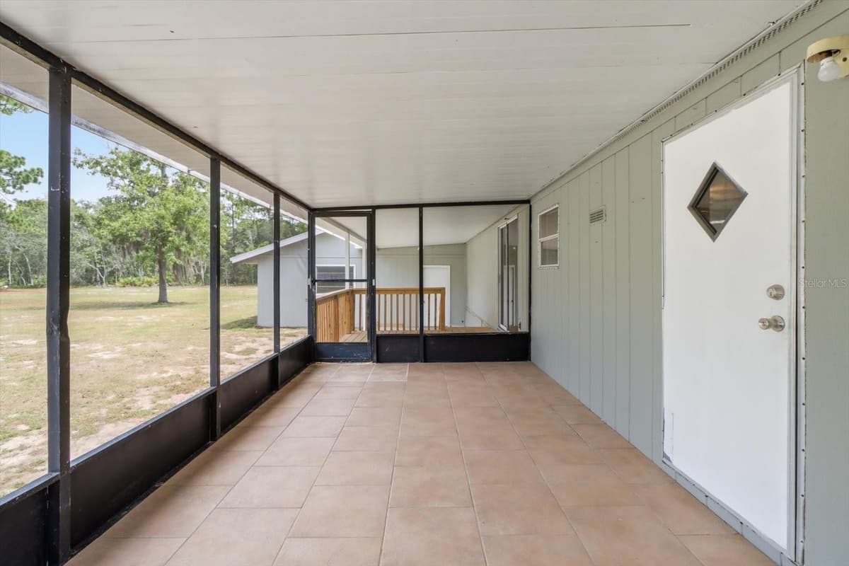 7230 SONATA AVENUE — photo 31 of 46