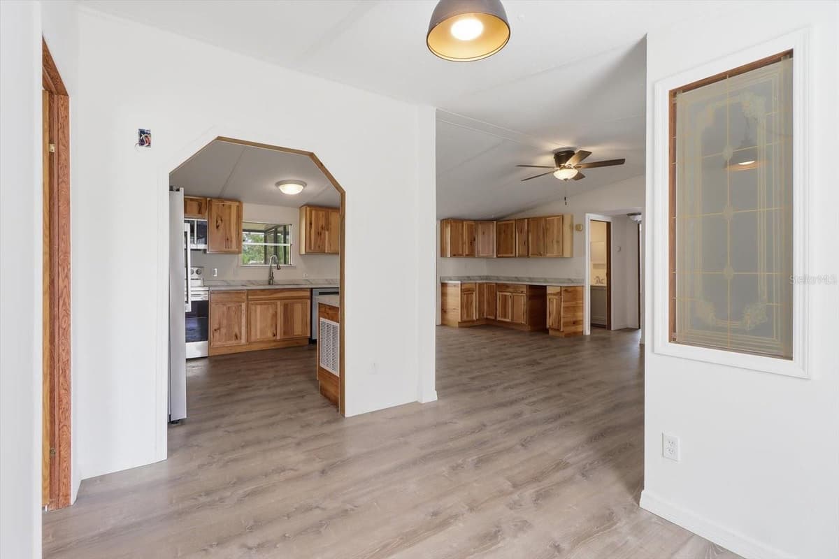 7230 SONATA AVENUE — photo 13 of 46
