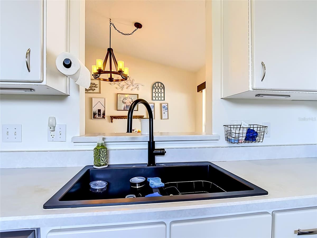 7732 WATER OAK CT — photo 16 of 56