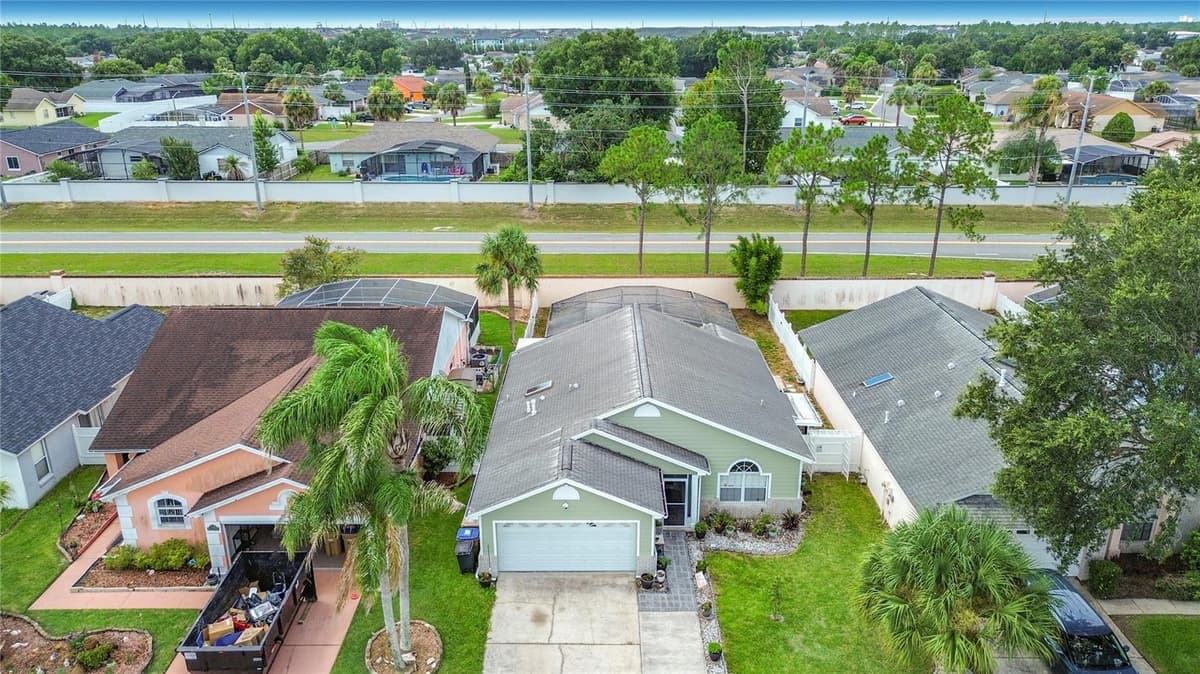 7732 WATER OAK CT — photo 4 of 56