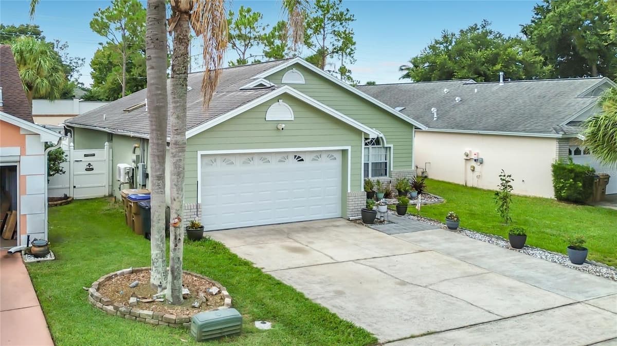 7732 WATER OAK CT — photo 7 of 56