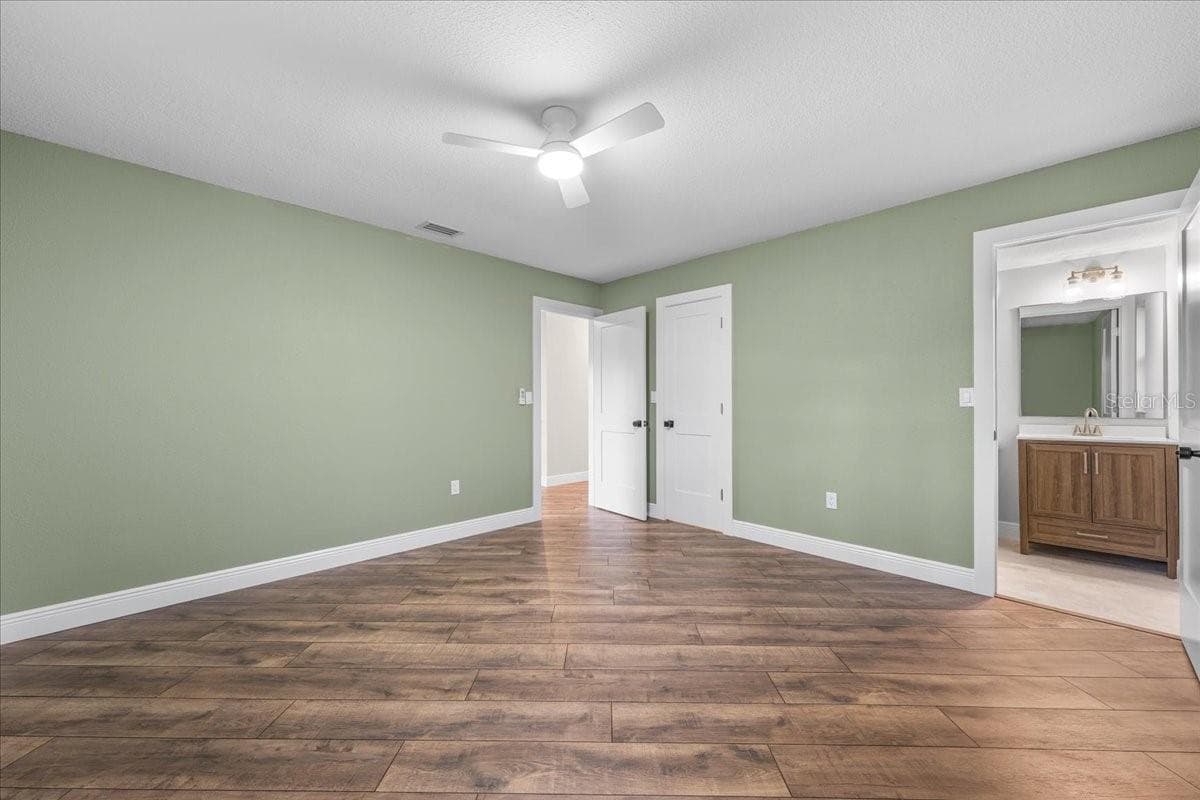 12830 LAKE TREE LANE — photo 20 of 51