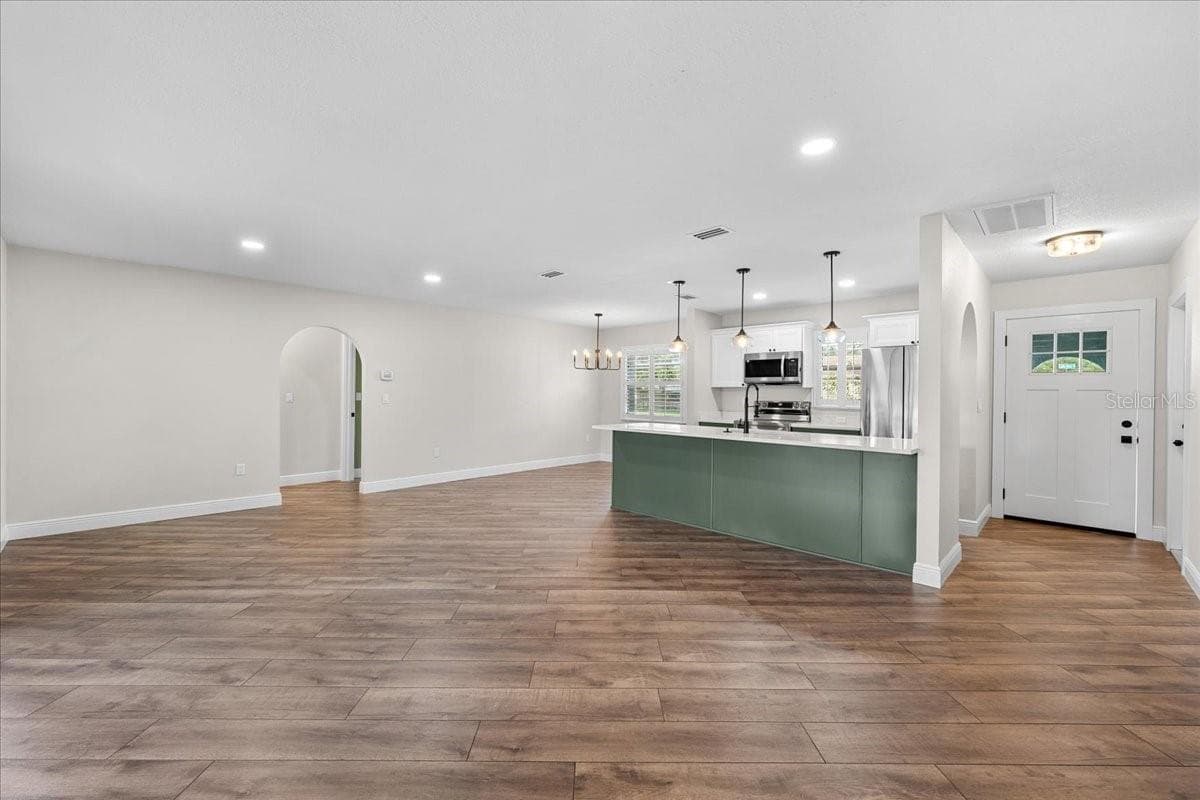 12830 LAKE TREE LANE — photo 4 of 51