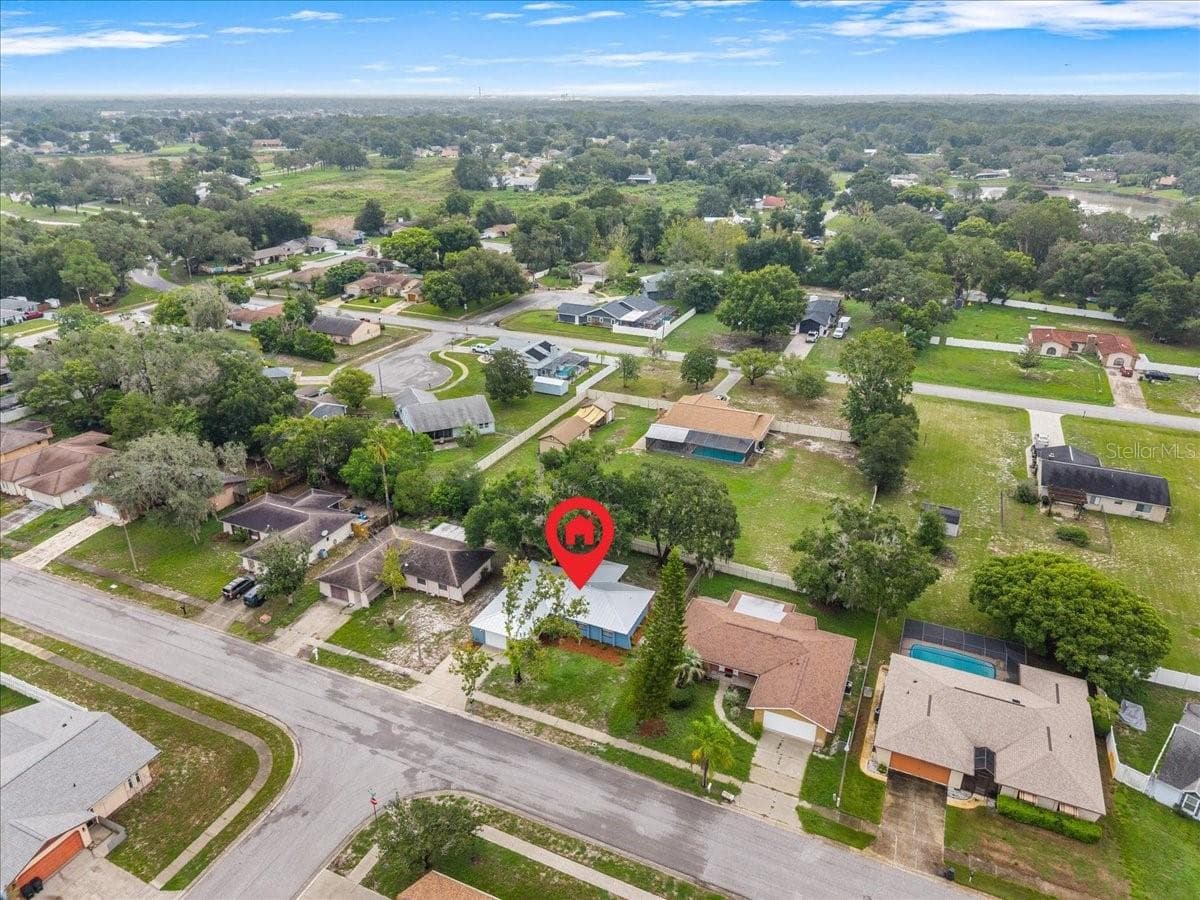 12830 LAKE TREE LANE — photo 37 of 51
