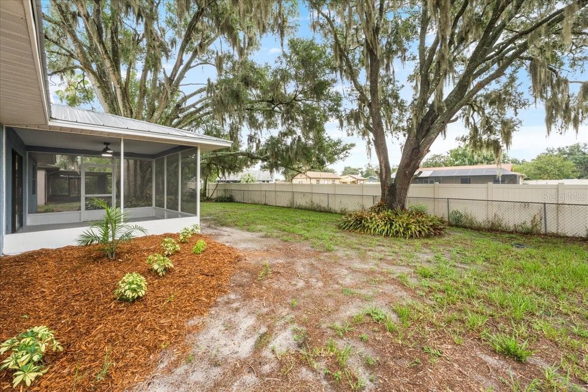 12830 LAKE TREE LANE — photo 31 of 51