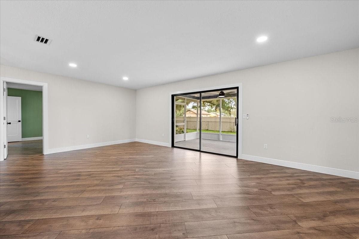 12830 LAKE TREE LANE — photo 18 of 51
