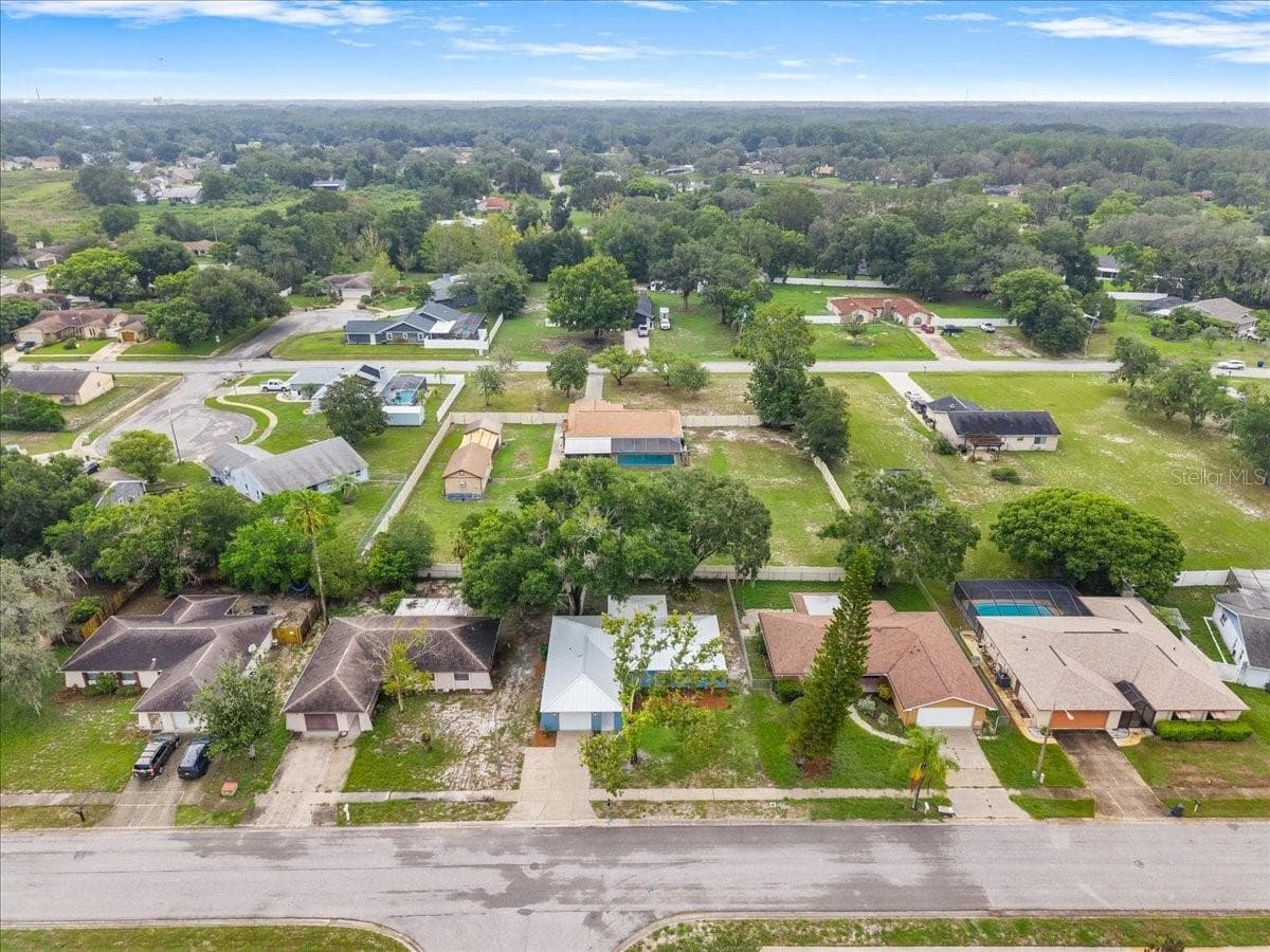 12830 LAKE TREE LANE — photo 44 of 51