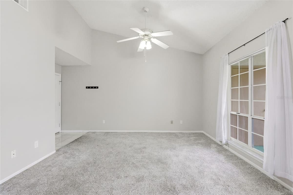 4696 SUSSEX TERRACE — photo 8 of 38