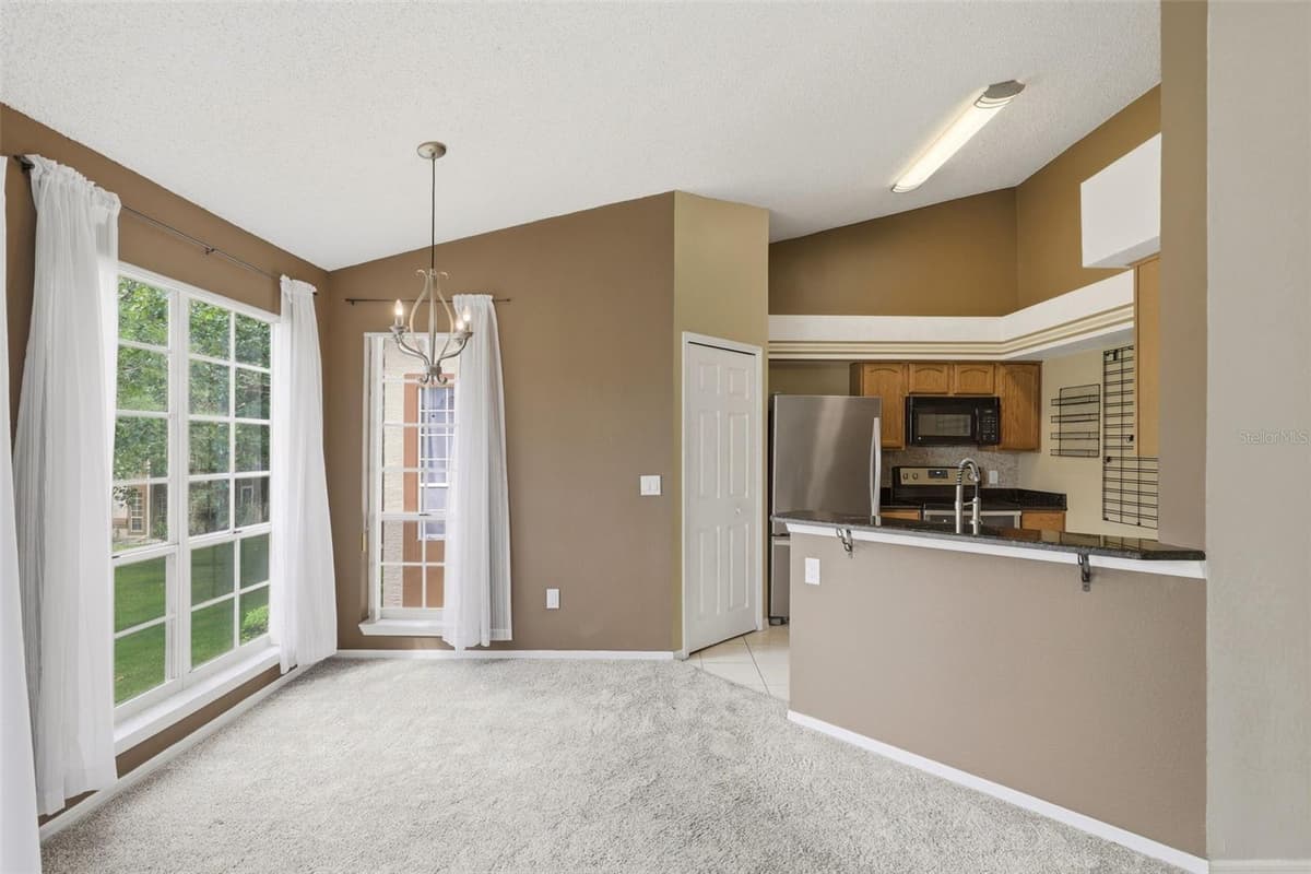 4696 SUSSEX TERRACE — photo 10 of 38