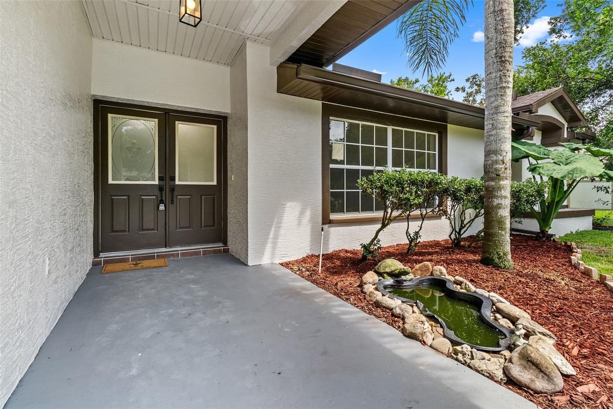 132 GILLIAN DRIVE — photo 8 of 71