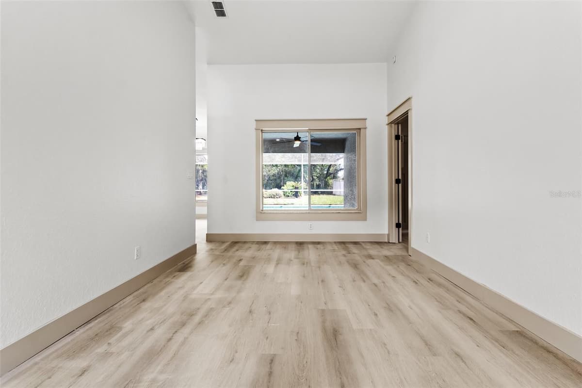 132 GILLIAN DRIVE — photo 14 of 71