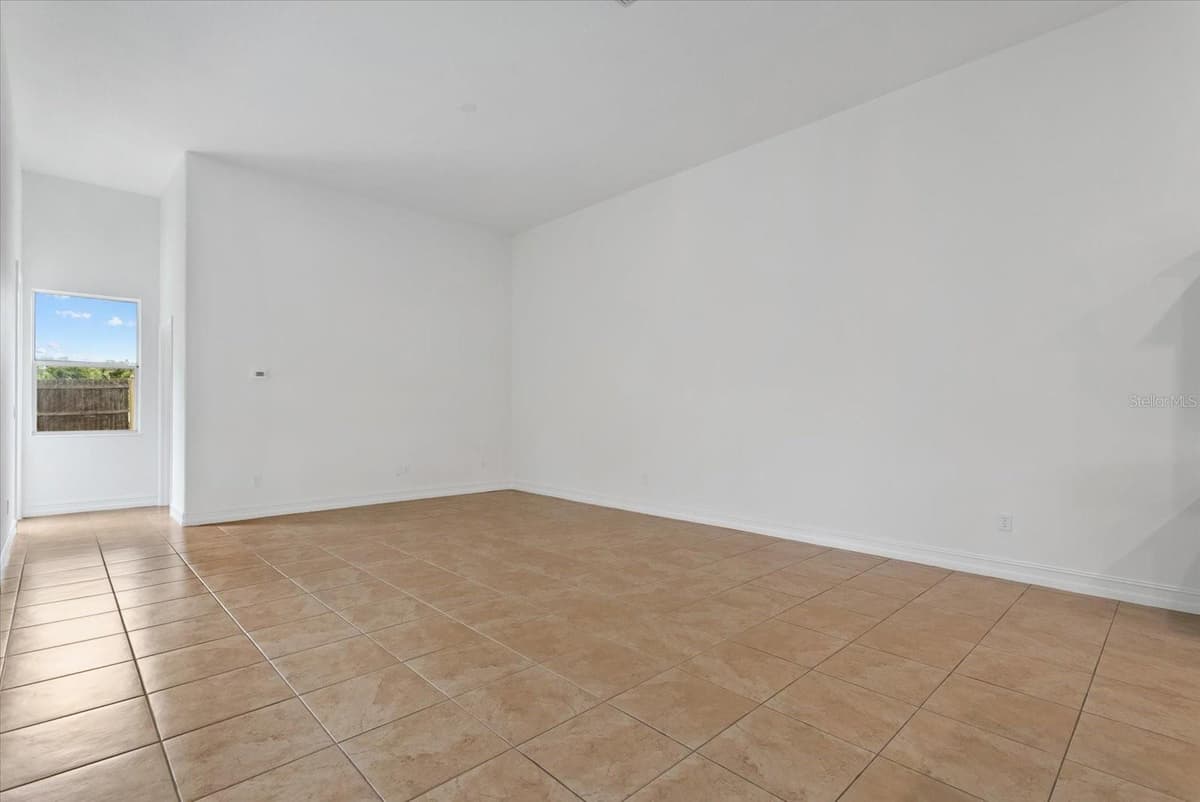 7595 TRILLIUM BOULEVARD — photo 19 of 43