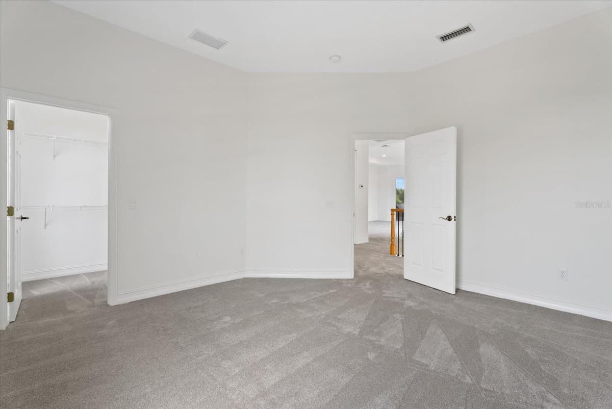7595 TRILLIUM BOULEVARD — photo 38 of 43