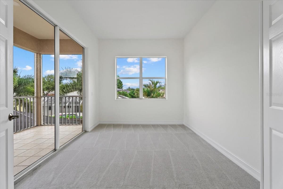 7595 TRILLIUM BOULEVARD — photo 33 of 43