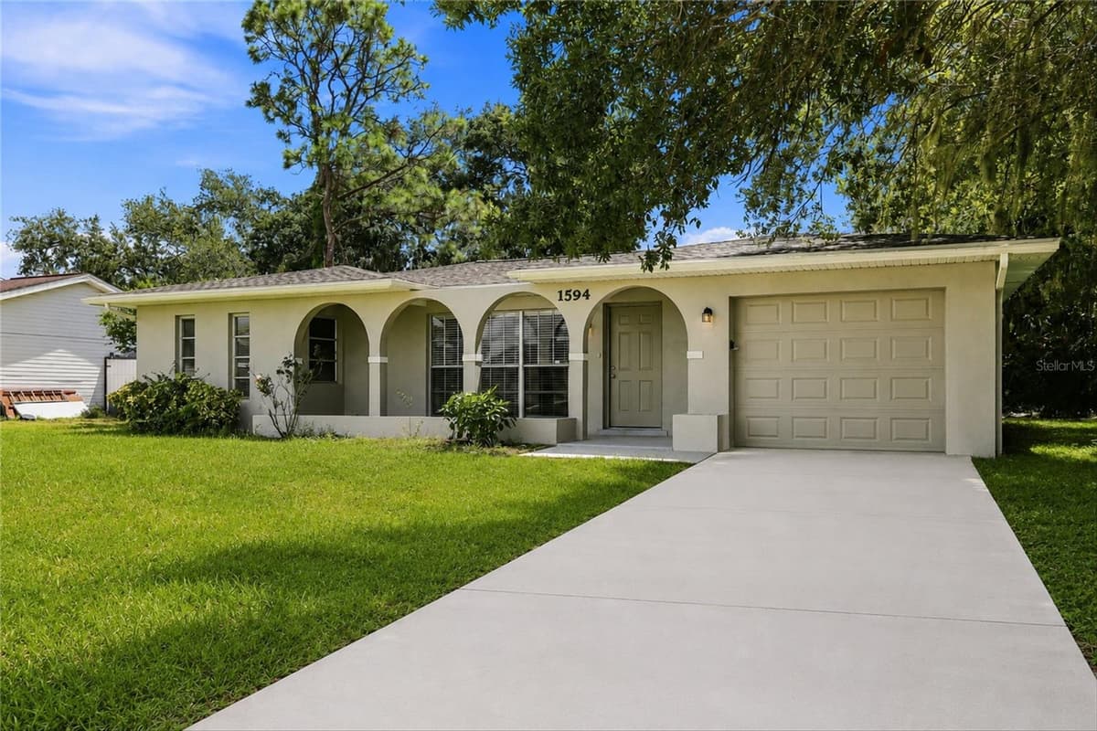 1594 BEACON DRIVE — photo 5 of 31