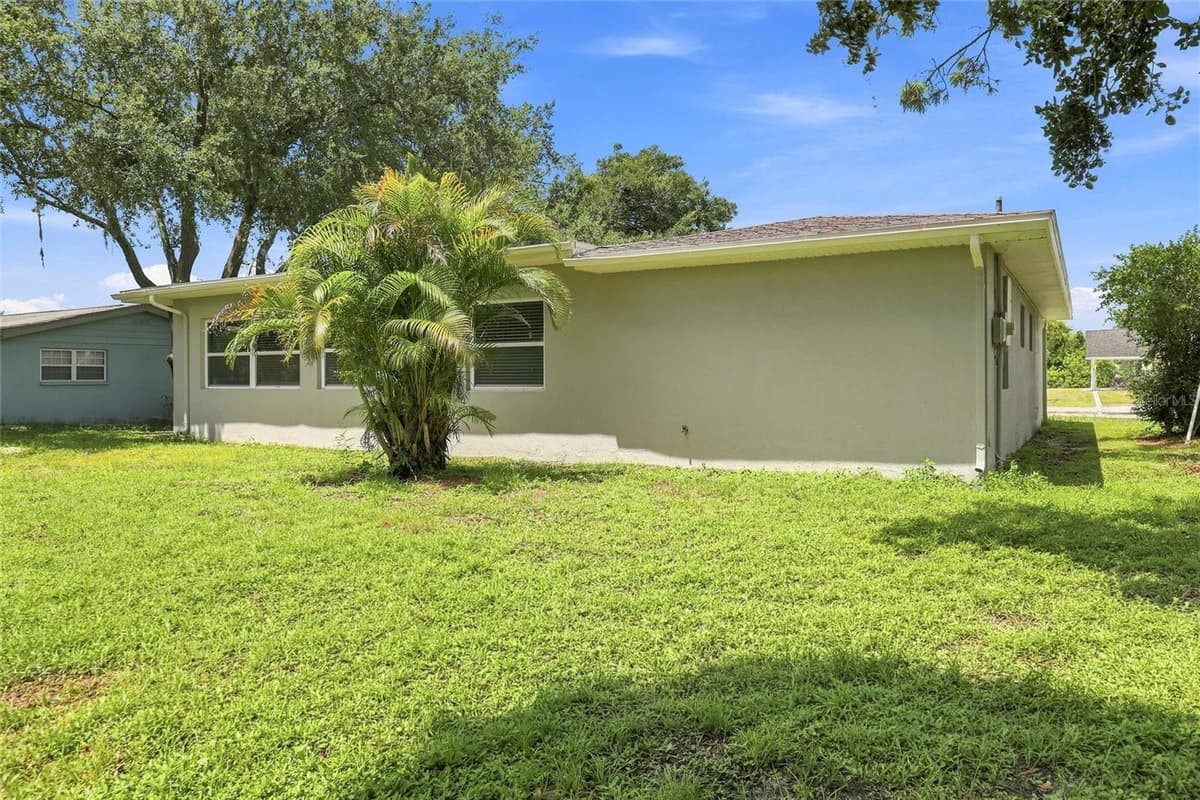 1594 BEACON DRIVE — photo 30 of 31