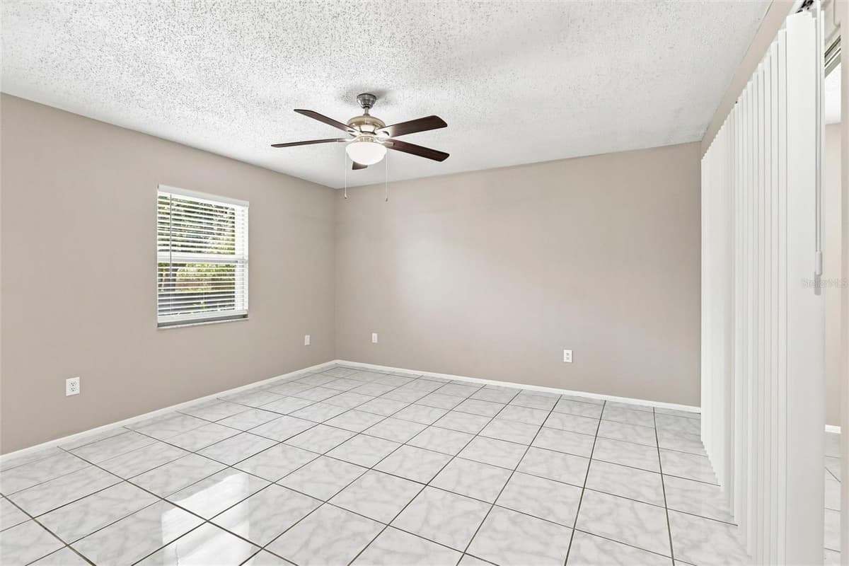 1594 BEACON DRIVE — photo 21 of 31