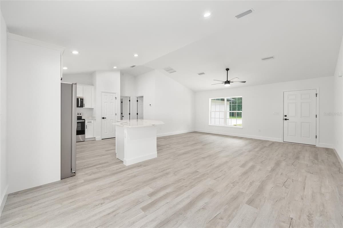 5861 64TH STREET — photo 18 of 27