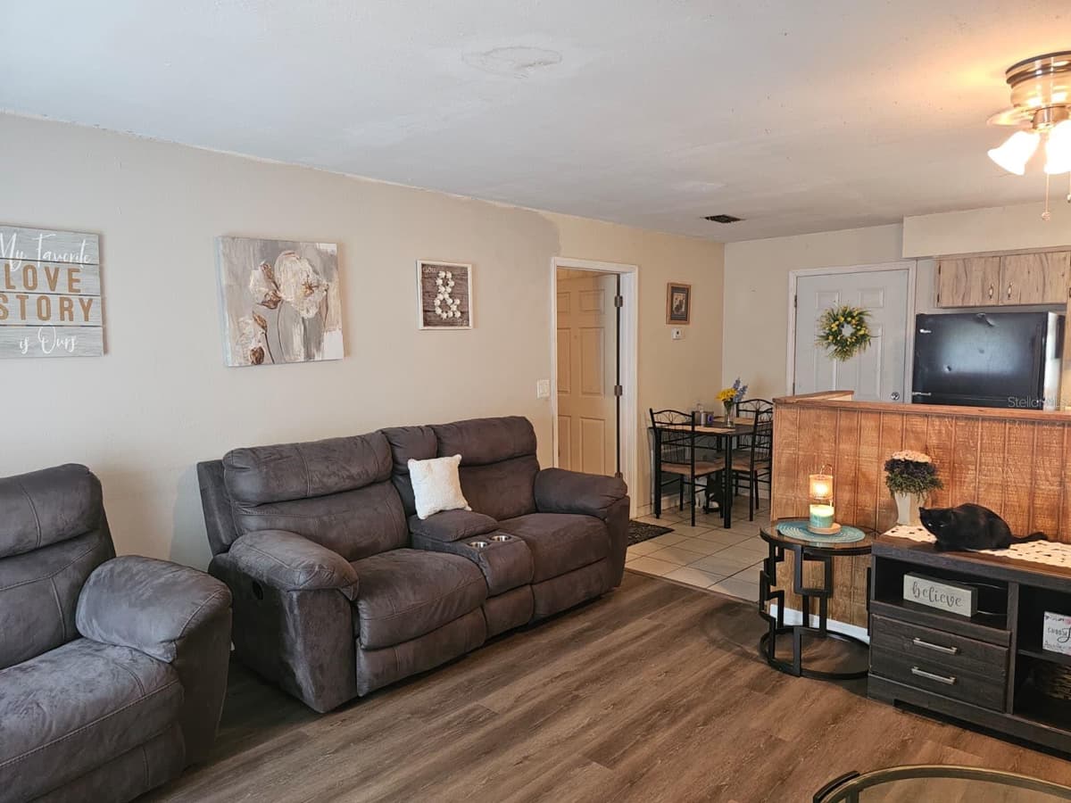 5203 114TH STREET — photo 5 of 38