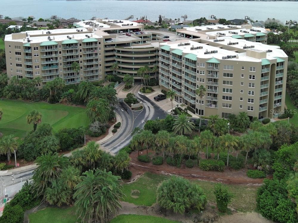 4 OCEANS WEST BOULEVARD — photo 45 of 49