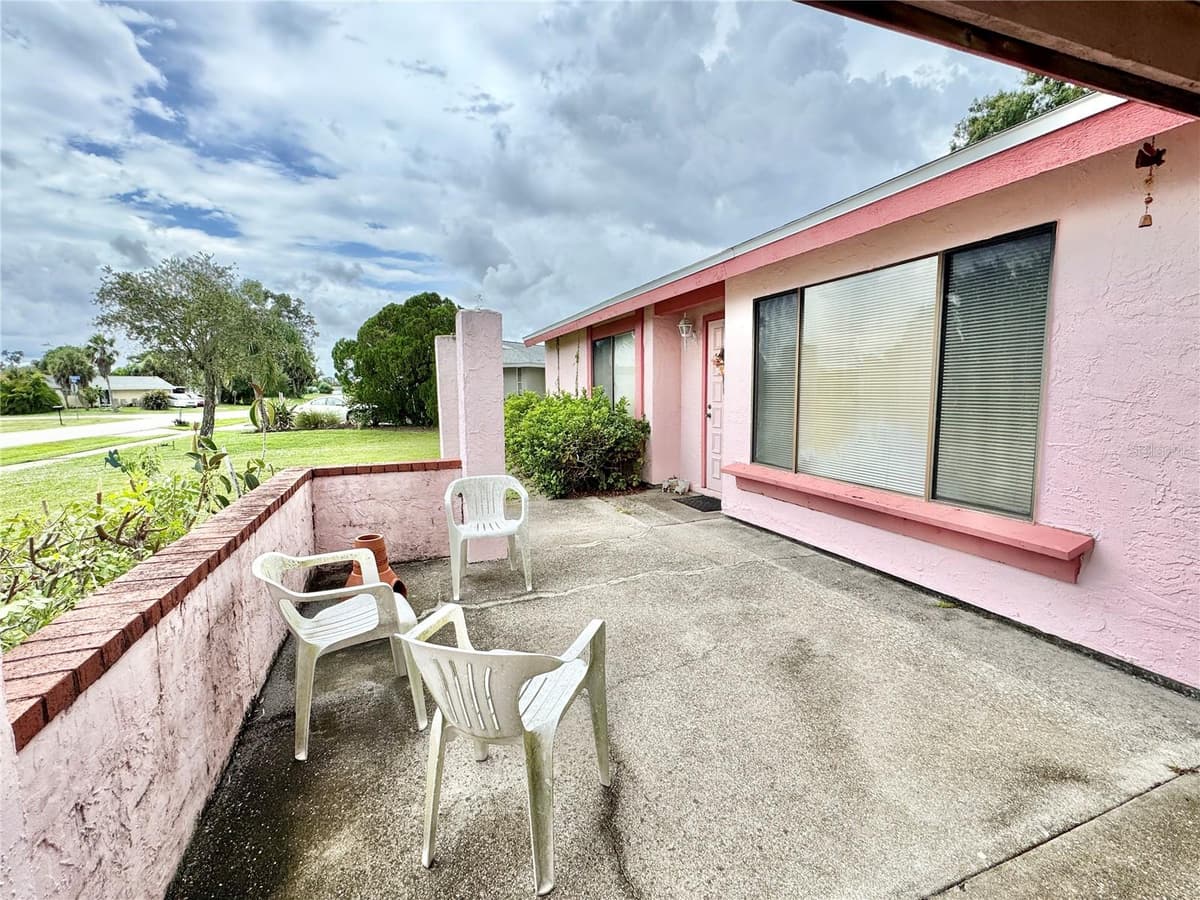 3941 NEKOOSA STREET — photo 10 of 45