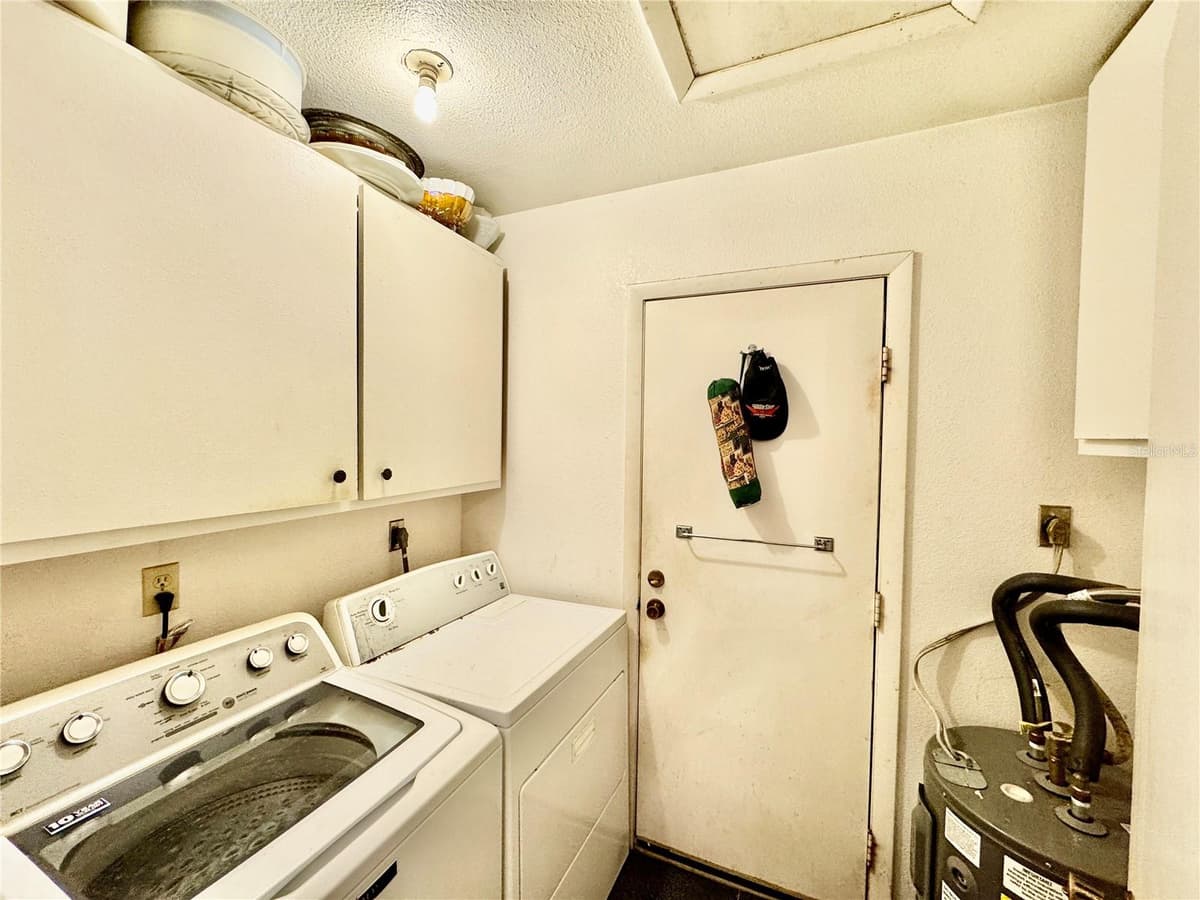 3941 NEKOOSA STREET — photo 37 of 45