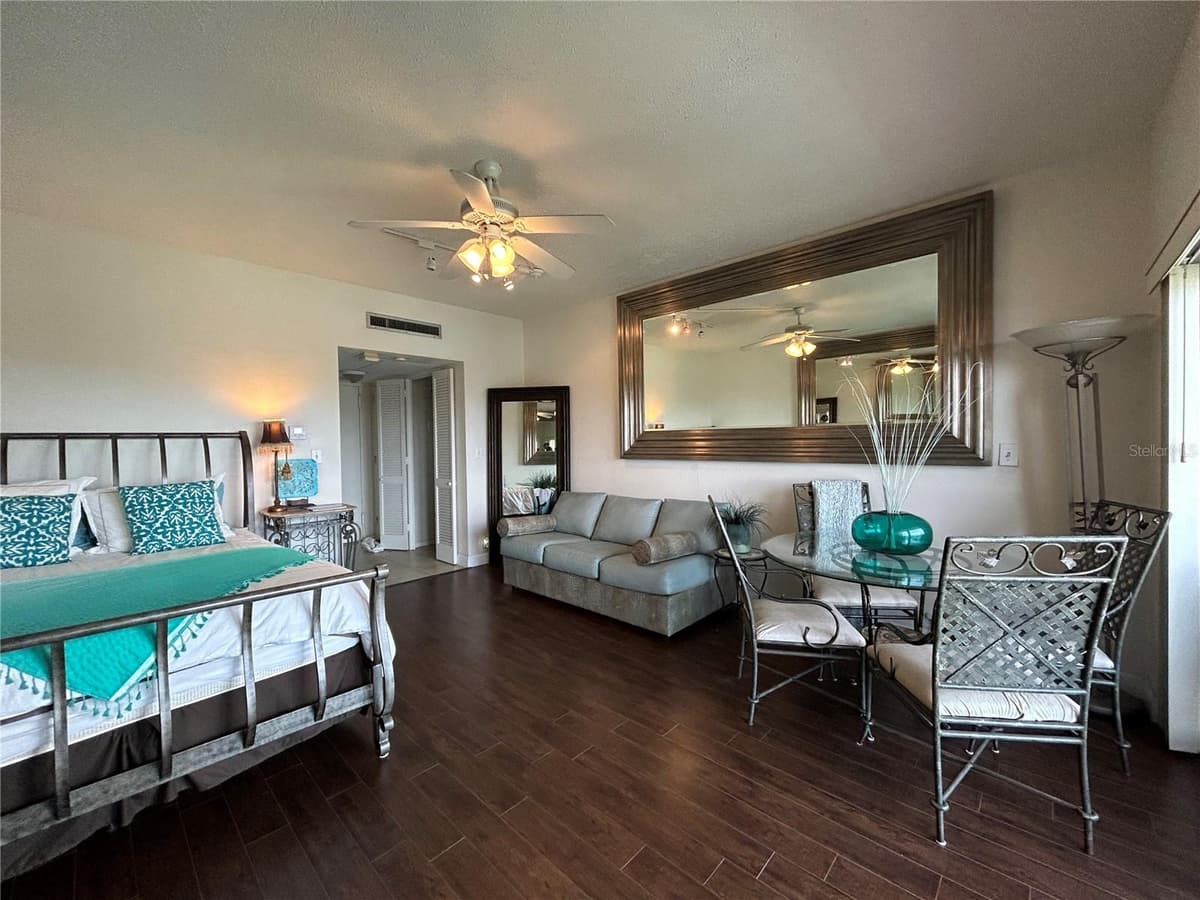 880 MANDALAY AVENUE — photo 43 of 43