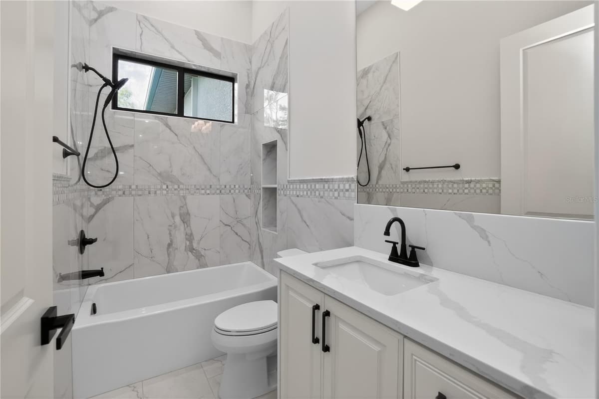 12252 DIETRICH AVENUE — photo 49 of 85