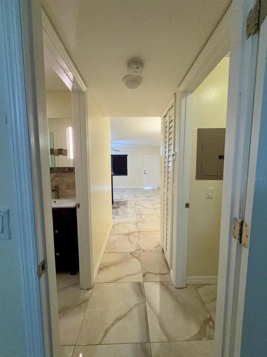 9109 HILLSBOROUGH AVENUE — photo 9 of 13